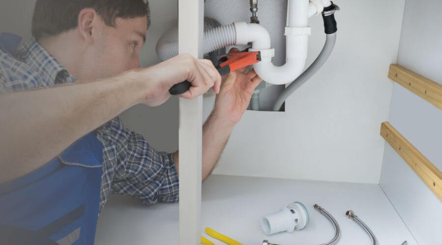 Professional water heater repair in Ralls, TX